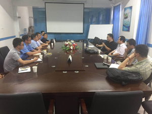 The meeting of slewing bearing スリーニングベアリングの会議