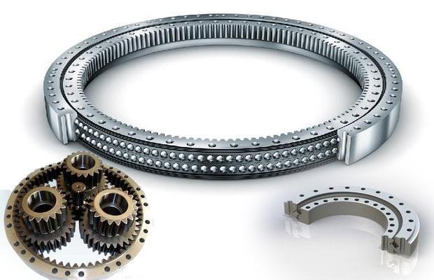 タワークレーンでのスリーニングベアリングを使用するメンテナンス